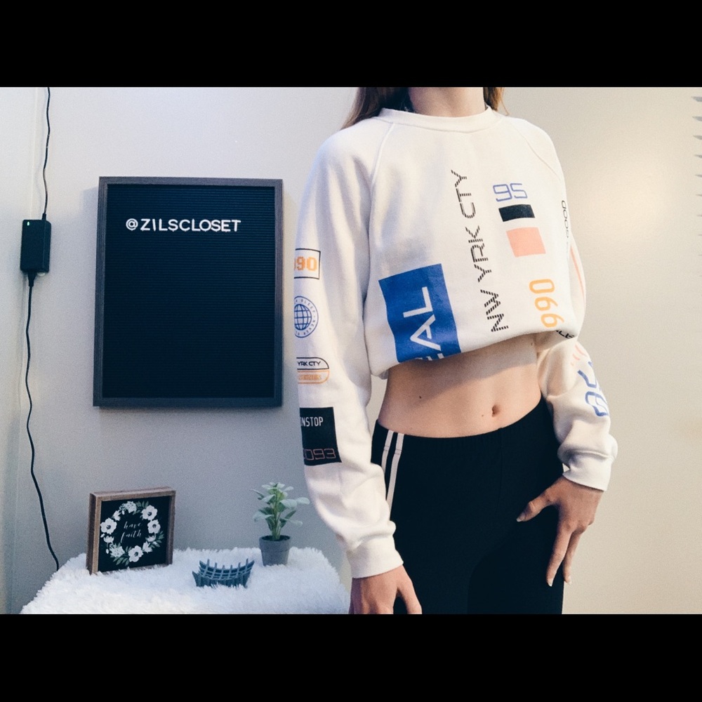 Forever 21 crew neck